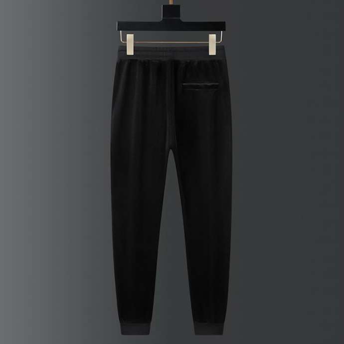 Picture of Gucci SweatSuits _SKUGucciM-4XL2367128608